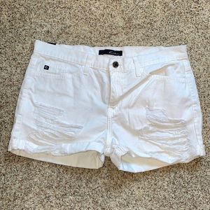 KanCan distressed white short